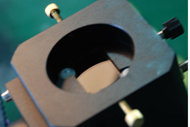 环球(中国)官方网站-登录入口模具焊液晶光闸装置