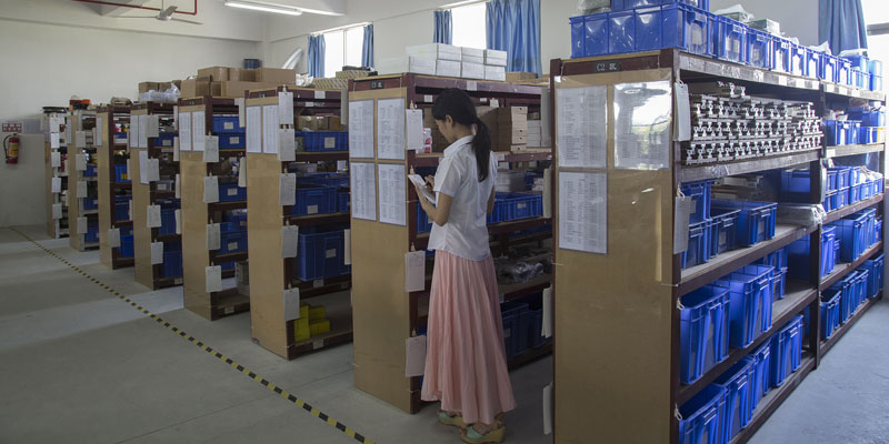 环球(中国)官方网站-登录入口激光电子物料仓一角