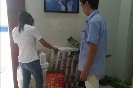 环球(中国)官方网站-登录入口激光00后新生代美女员工