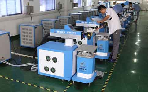 环球(中国)官方网站-登录入口激光生产车间