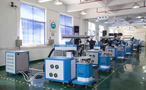 环球(中国)官方网站-登录入口激光生产车间